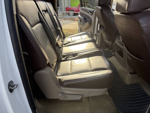 2017 Chevrolet Suburban LS