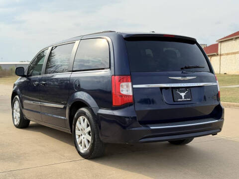 2015 Chrysler Town and Country Touring