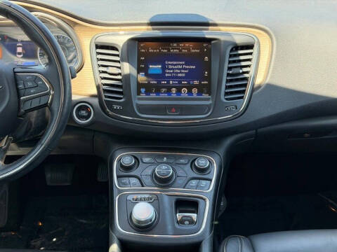 2015 Chrysler 200 C