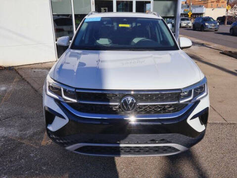 2023 Volkswagen Taos SEL 4Motion