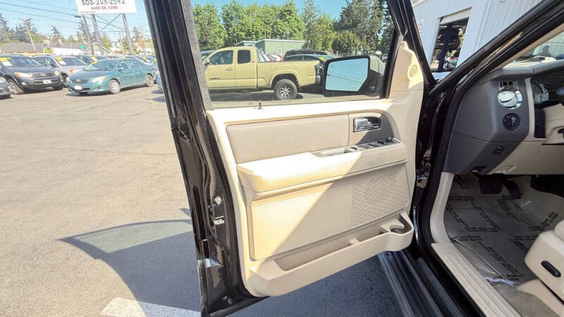 2011 Ford Expedition XLT