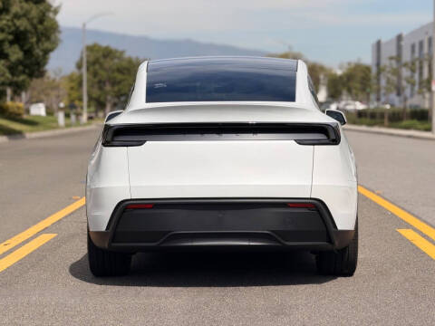2026 Tesla Model Y Long Range