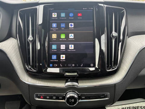 2025 Volvo XC60 B5 Plus Dark Theme