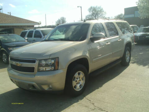 2008 Chevrolet Suburban for sale at DANNY AUTO SALES in Dallas TX