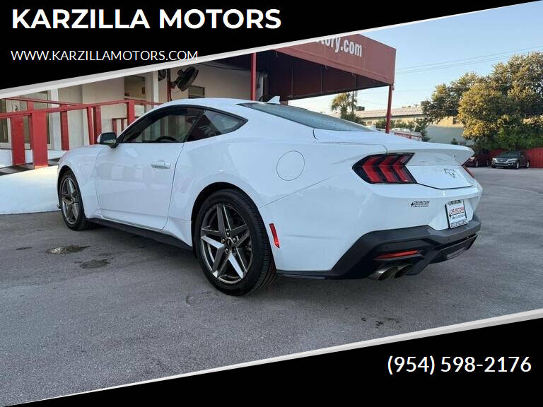 2024 Ford Mustang EcoBoost
