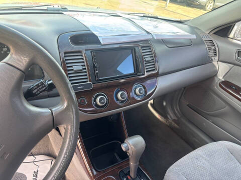 2003 Toyota Camry LE