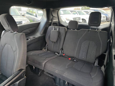 2020 Chrysler Pacifica Touring