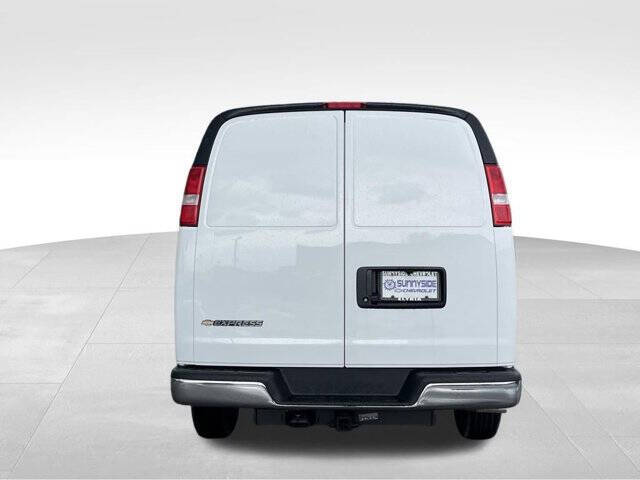 2026 Chevrolet Express 2500