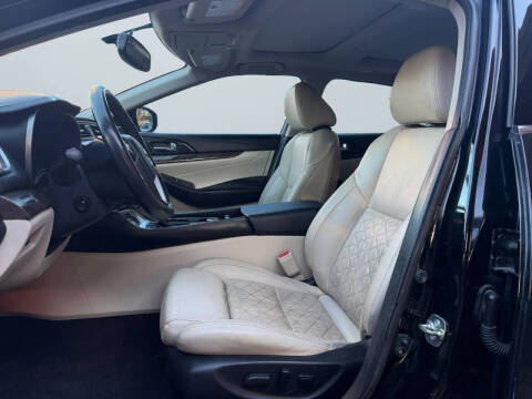 2017 Nissan Maxima Platinum