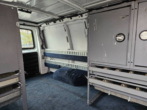 2019 Chevrolet Express 2500