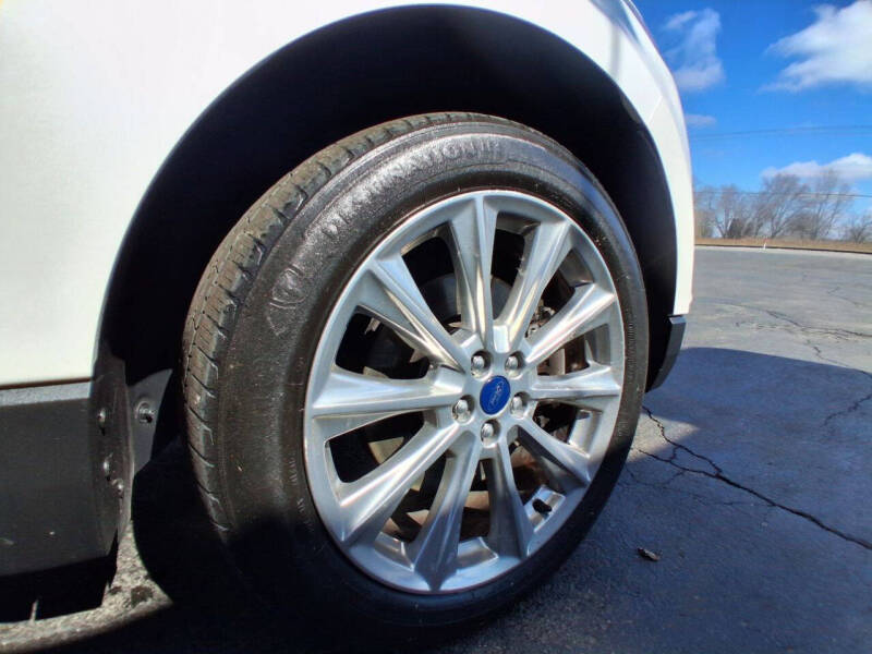 2017 Ford Edge Titanium