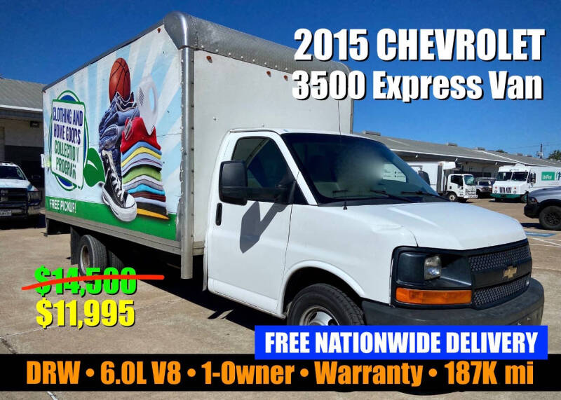 2015 Chevrolet Express Cutaway Base's photo