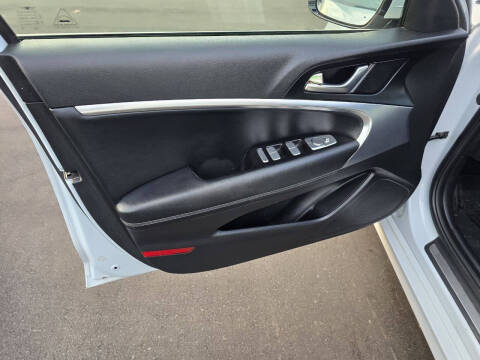 2020 Genesis G70 2.0T