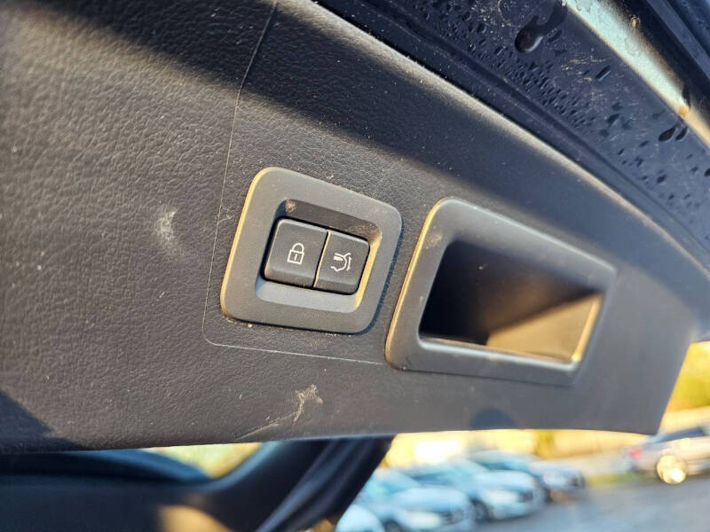 2024 Mazda CX-50 2.5 S Preferred