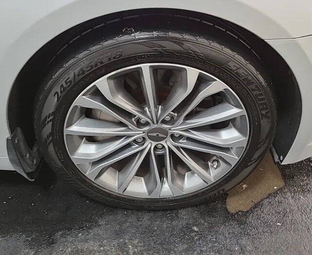 2016 Hyundai Genesis