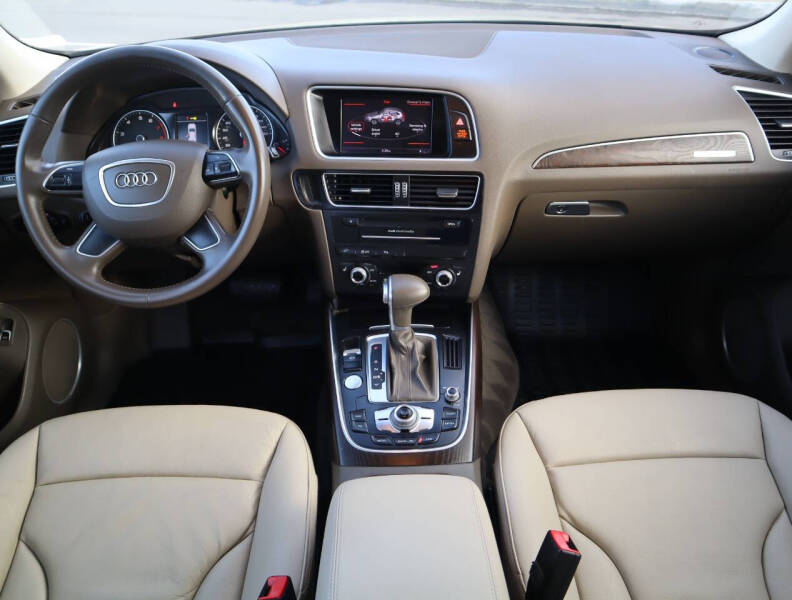 2016 Audi Q5 2.0T quattro Premium Plus