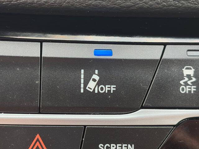 2024 Chrysler Pacifica Plug-In Hybrid Select