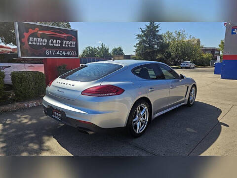 2016 Porsche Panamera