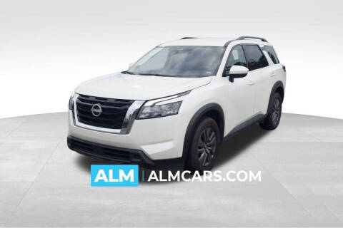 2024 Nissan Pathfinder SV