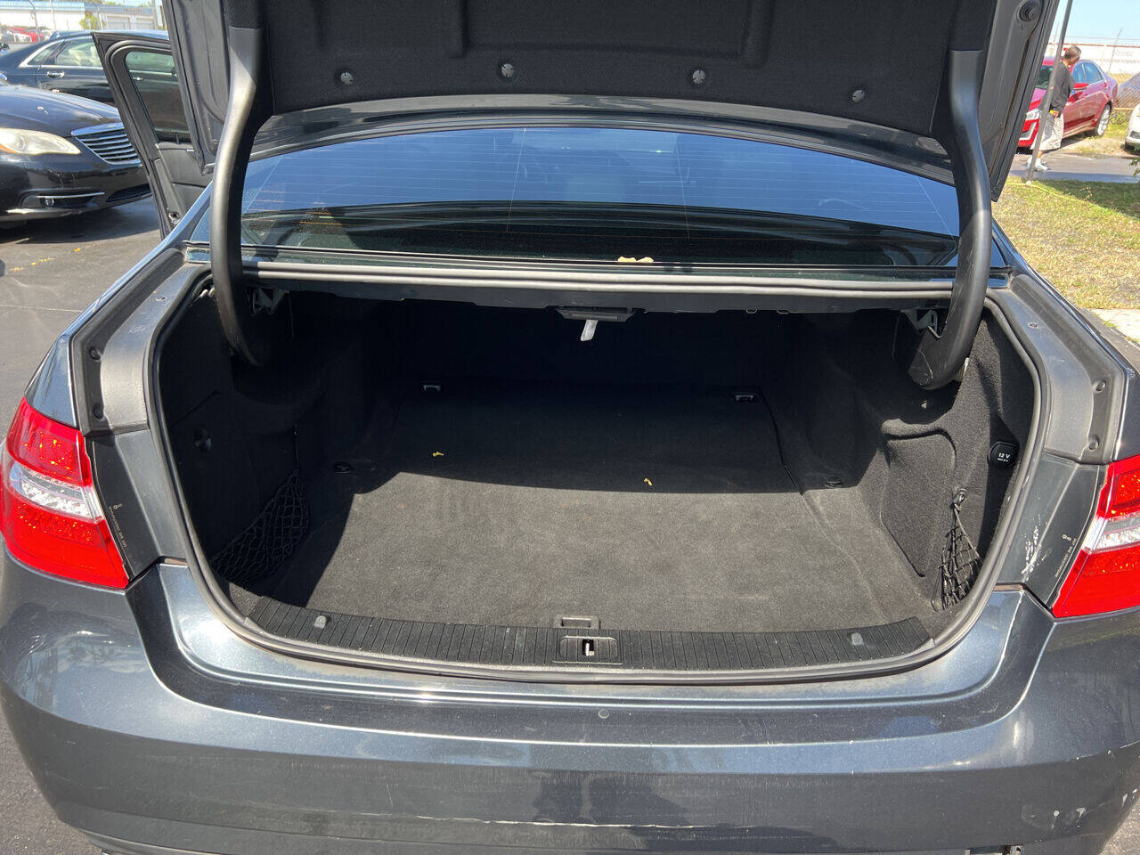 2010 Mercedes-Benz E-Class  - $11,900