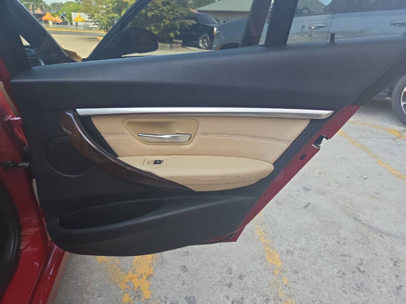 2017 BMW 3 Series 330i
