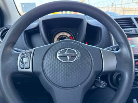 2014 Scion xD