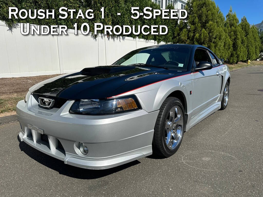 2004 Ford Mustang 1