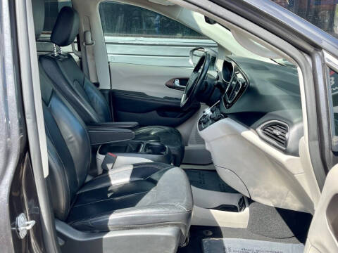 2018 Chrysler Pacifica Touring L