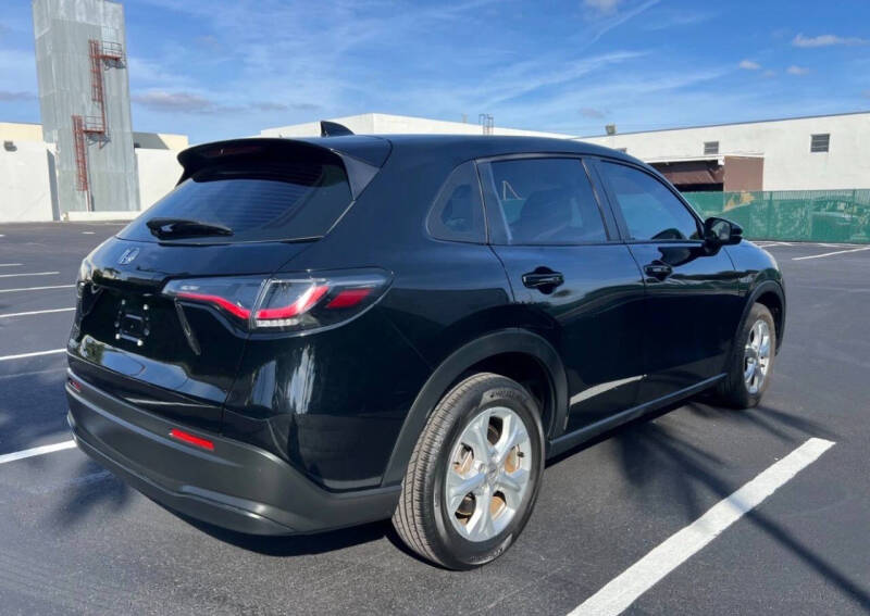 2023 Honda HR-V LX