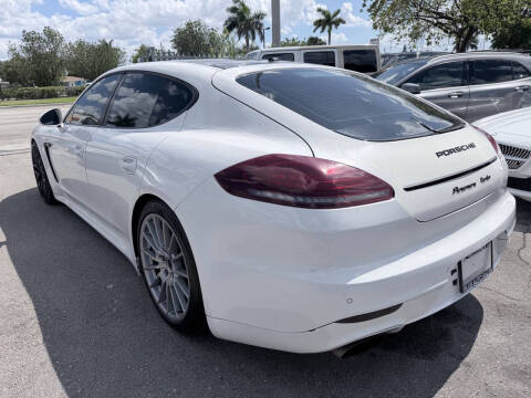 2012 Porsche Panamera 4