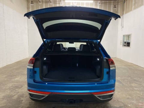 2024 Volkswagen Atlas Cross Sport SEL 4Motion