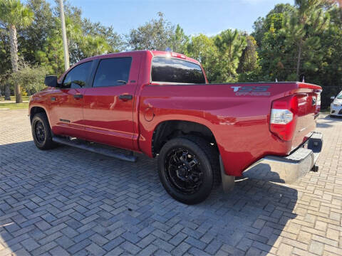 2017 Toyota Tundra SR5