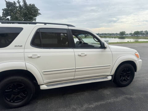 2005 Toyota Sequoia SR5