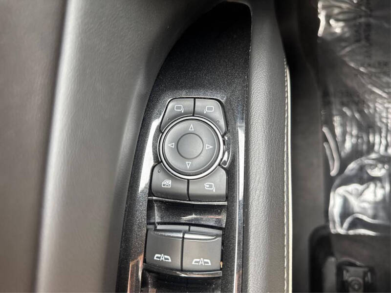 2023 Cadillac Escalade Luxury