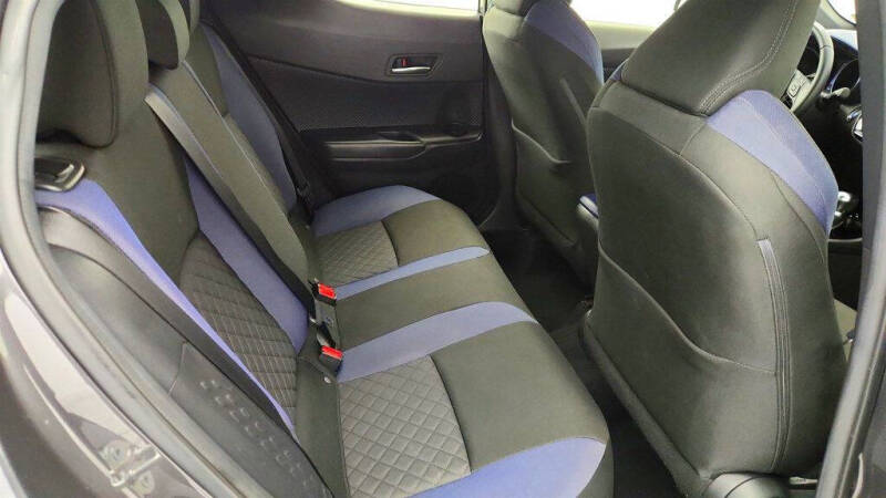 2021 Toyota C-HR XLE