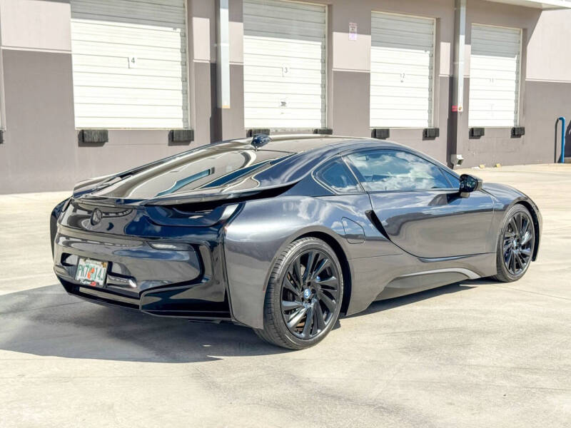 2015 BMW i8