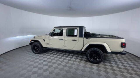 2022 Jeep Gladiator Willys