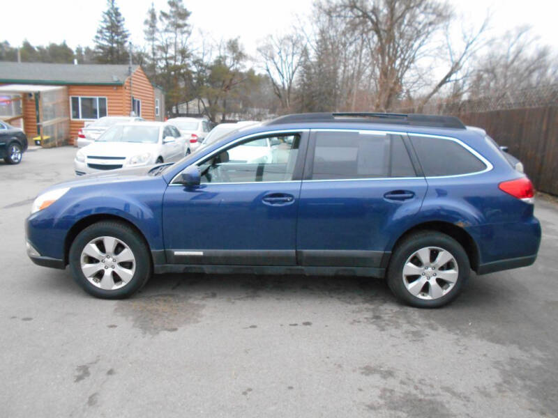 2010 Subaru Outback for sale at MT MORRIS AUTO SALES INC in Mount Morris MI