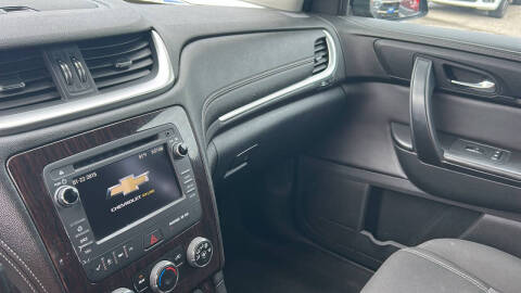 2017 Chevrolet Traverse LT