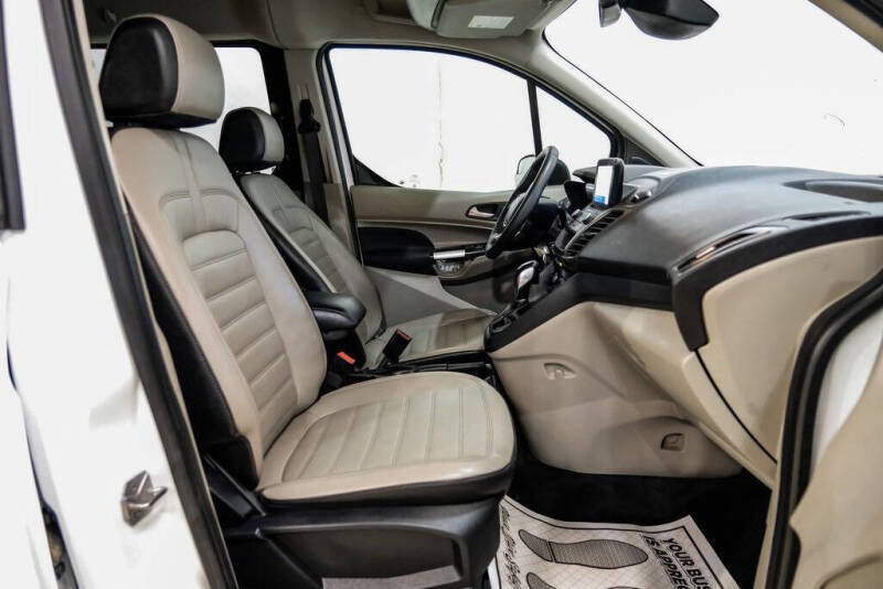 2020 Ford Transit Connect XLT