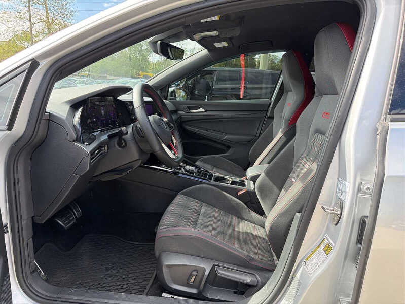 2023 Volkswagen Golf GTI S