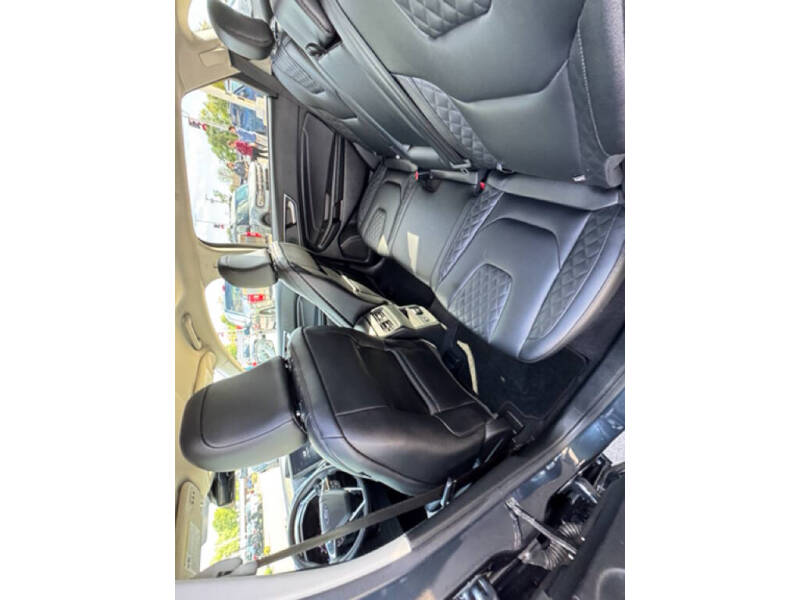 2023 Ford Edge Titanium