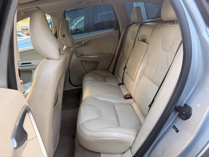 2012 Volvo XC60 3.2 Platinum