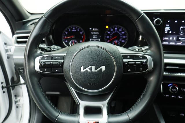 2022 Kia K5