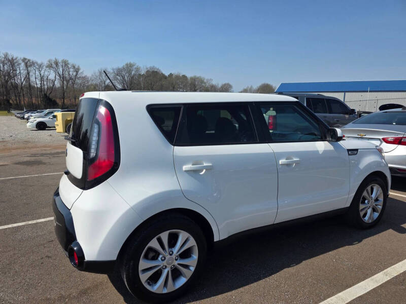 2016 Kia Soul +