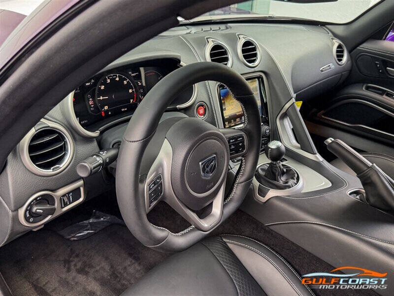 2017 Dodge Viper GTC