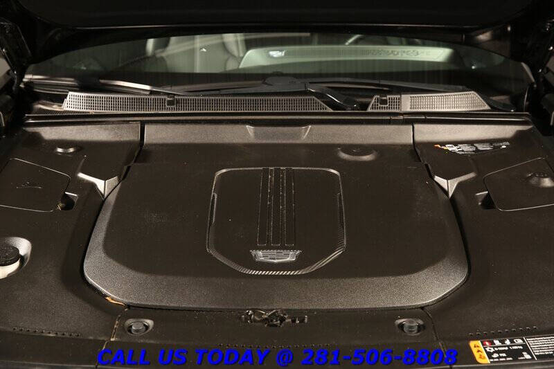 2024 Cadillac LYRIQ Tech