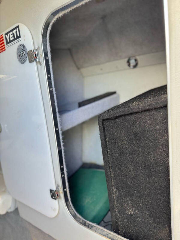 1989 FOUNTAIN 35 LIGHTNING Off Shore