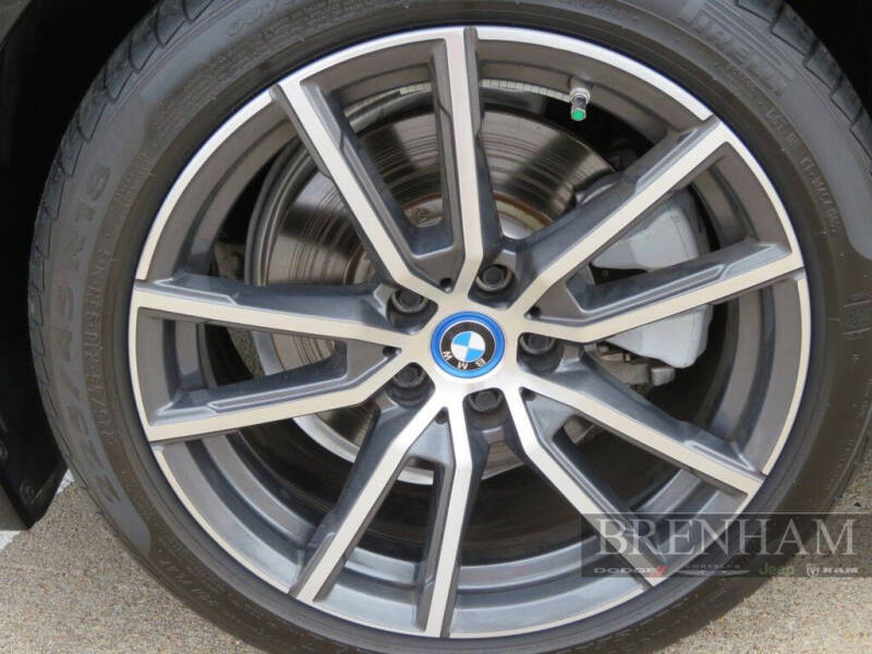 2022 BMW 3 Series 330e