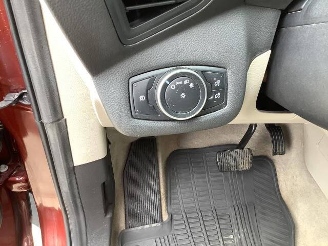 2016 Ford Escape SE